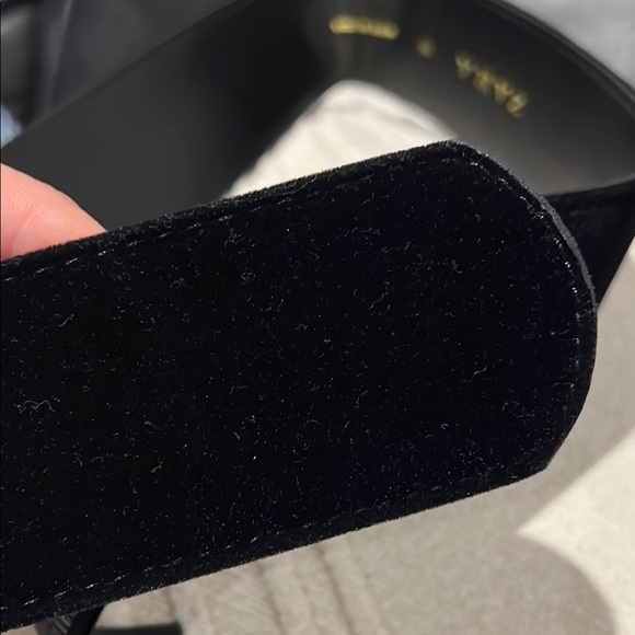 Zara Black and Gold Ornate Buckle Belt - Picture 7 of 7